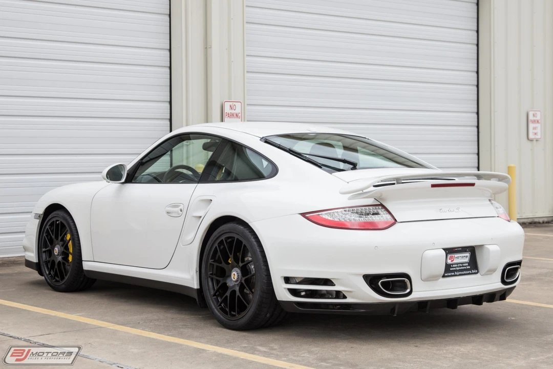 2013 Porsche 997 Turbo - Image 24 of 31