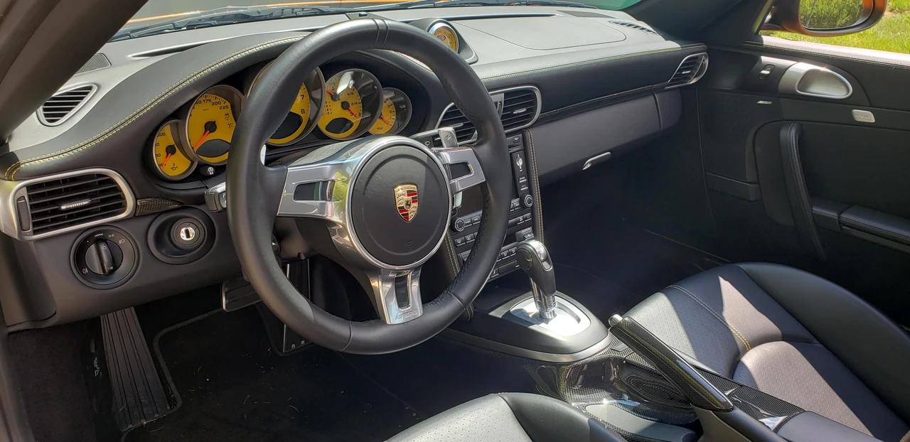 2013 Porsche 997 Turbo - Image 27 of 31