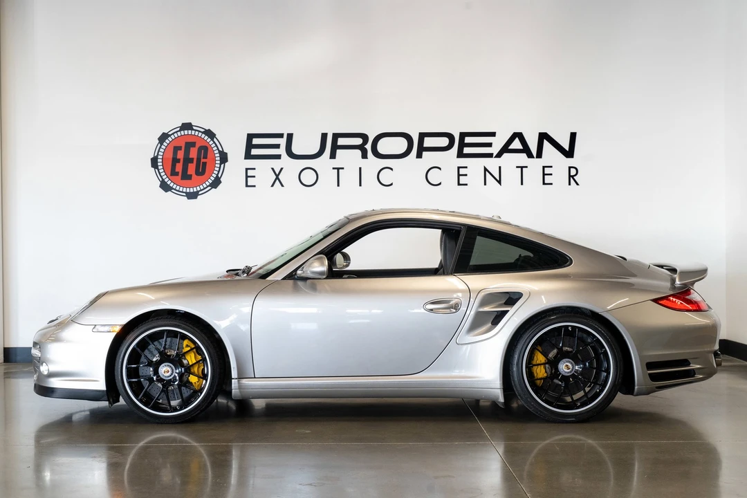 2013 Porsche 997 Turbo S - Image 28 of 31