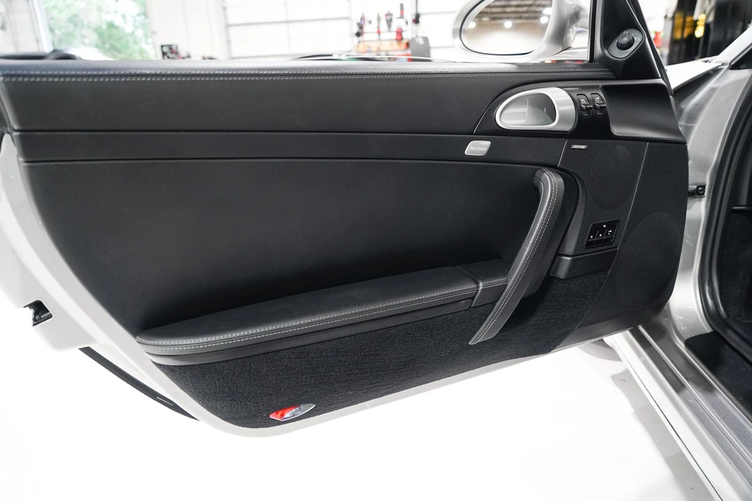 2013 Porsche 997 Turbo S - Image 19 of 31