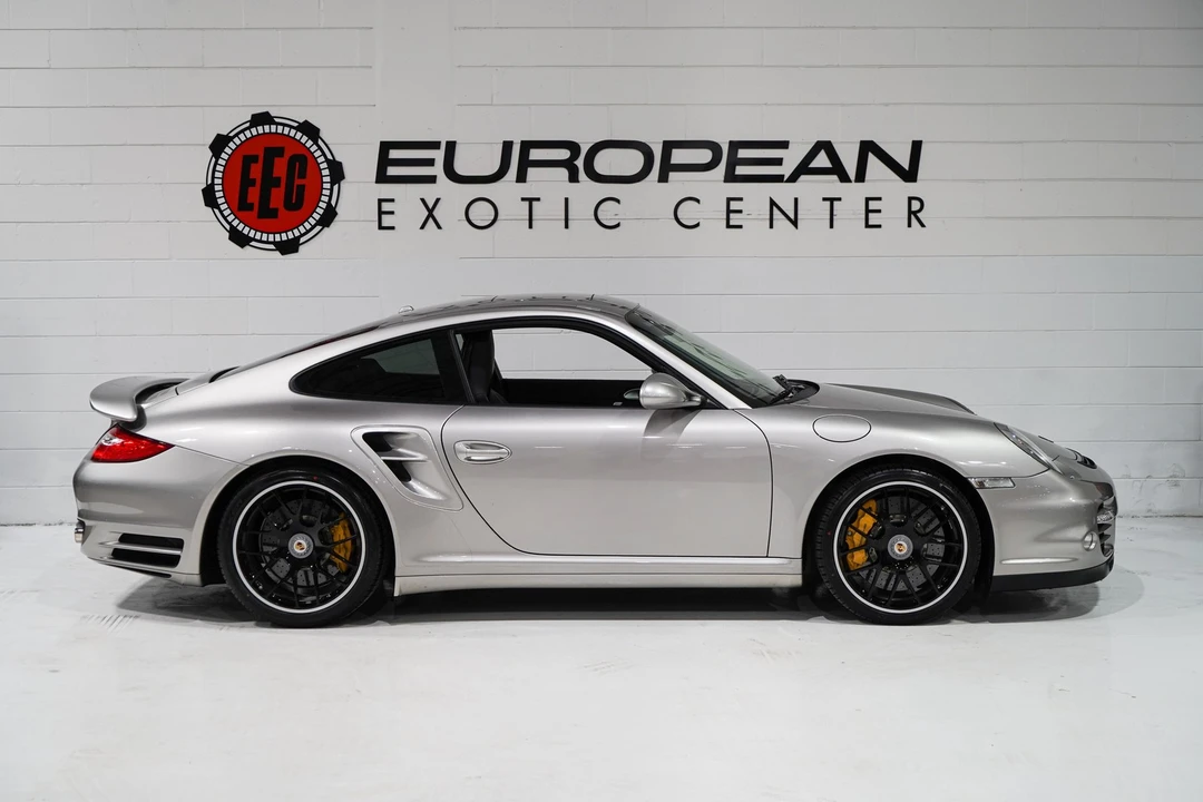 2013 Porsche 997 Turbo S - Image 6 of 31
