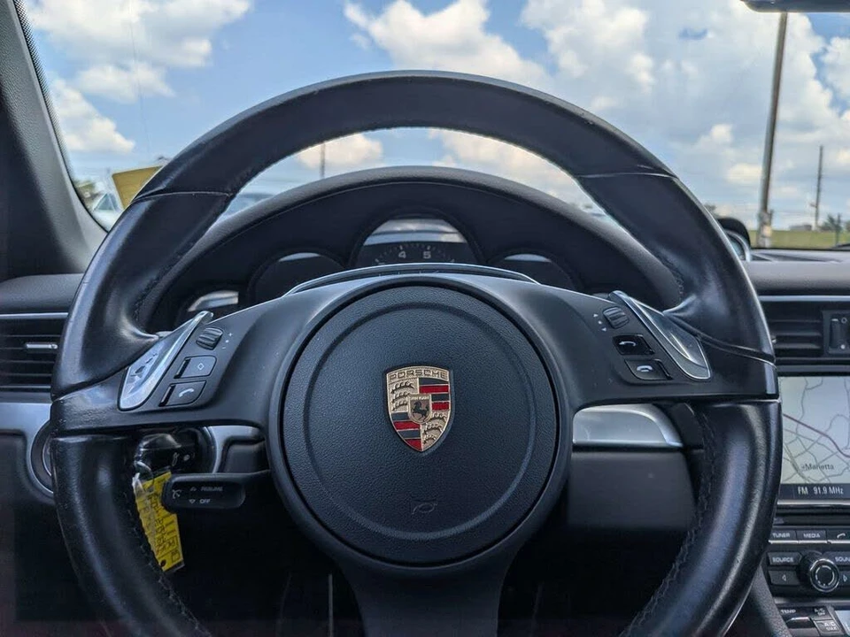 2013 Porsche 991 Carrera - Image 26 of 28