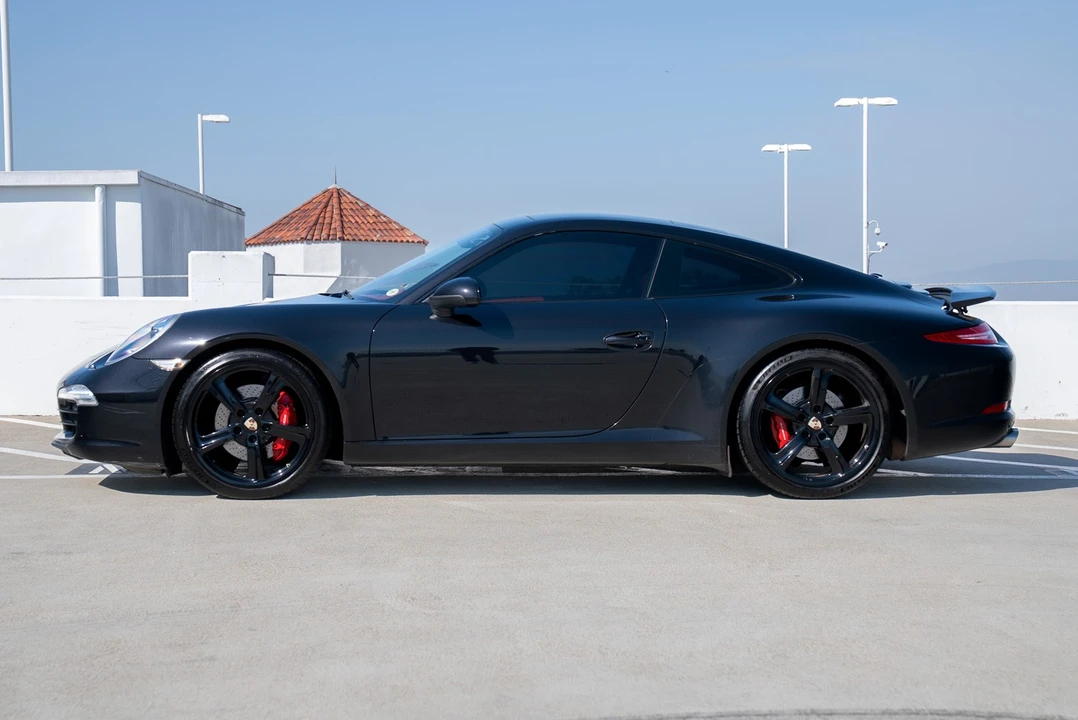 2013 Porsche 911 - Image 6 of 31