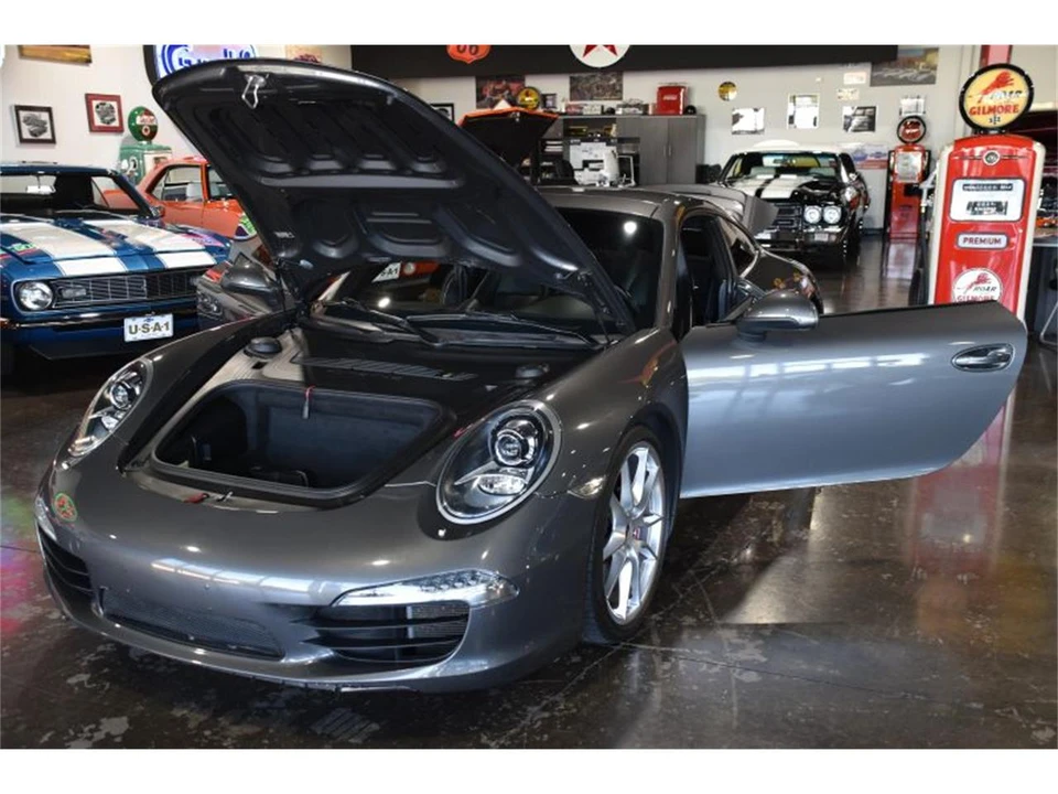 2013 Porsche 991 Carrera - Image 12 of 31