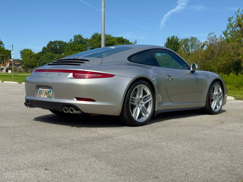 2013 Porsche 911 - Image 7 of 20