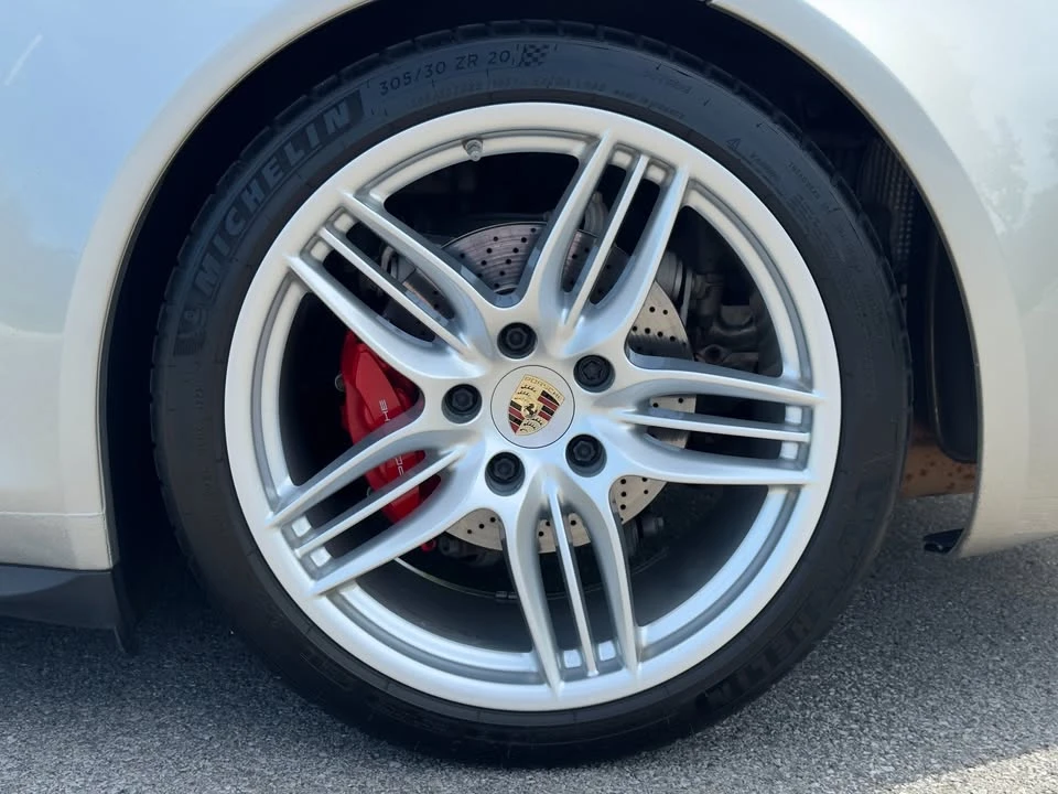 2013 Porsche 911 - Image 14 of 20