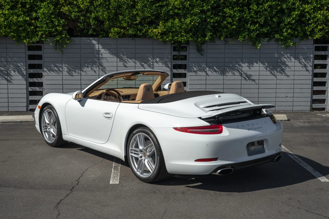 2013 Porsche 991 Carrera - Image 14 of 21