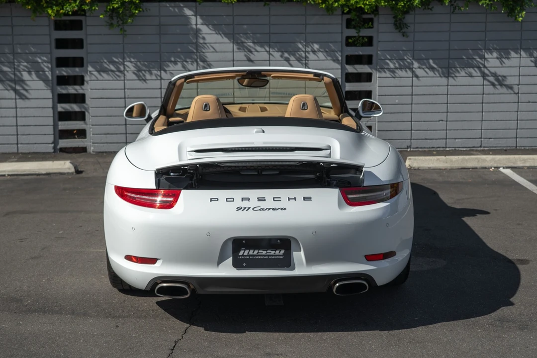 2013 Porsche 991 Carrera - Image 16 of 21
