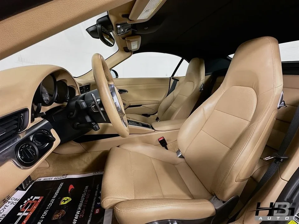 2013 Porsche 911 - Image 16 of 28
