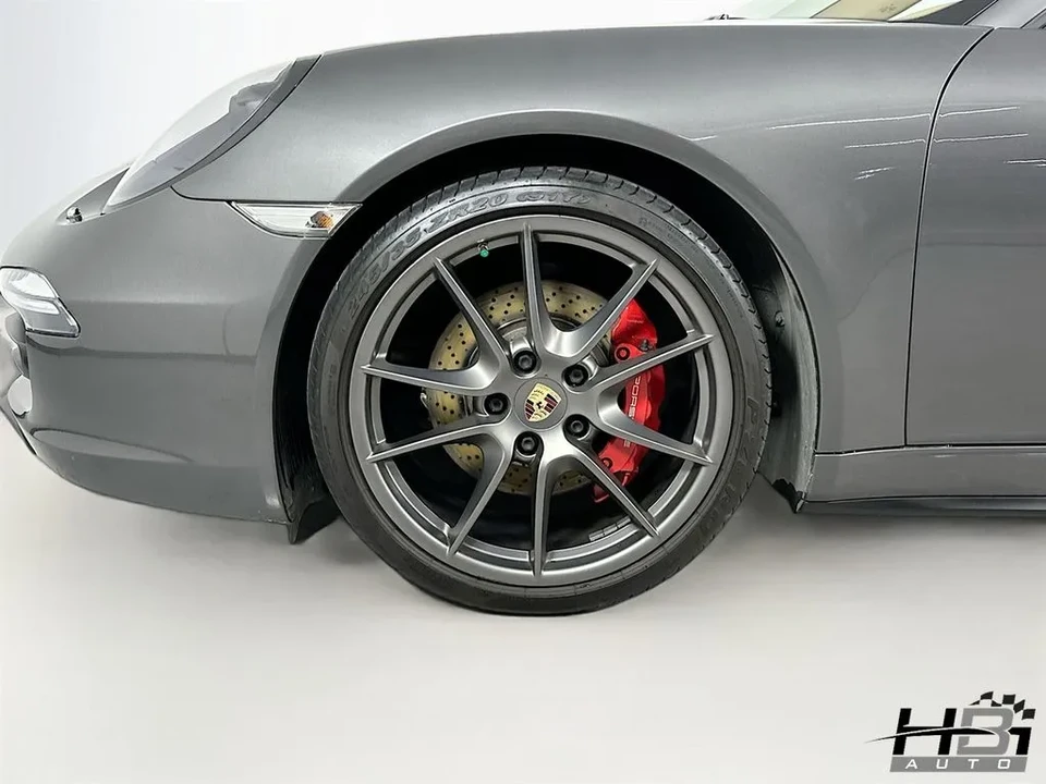 2013 Porsche 911 - Image 18 of 28