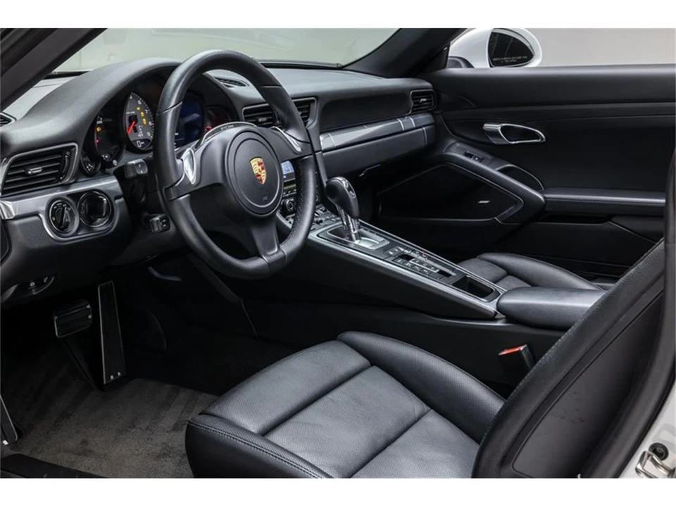 2013 Porsche 991 Carrera - Image 13 of 31