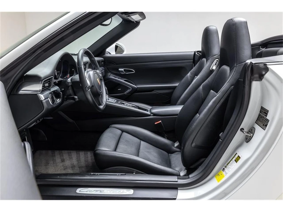 2013 Porsche 991 Carrera - Image 12 of 31