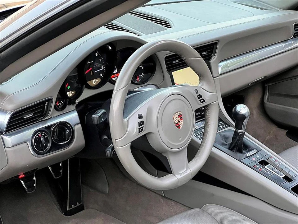 2013 Porsche 911 - Image 4 of 31