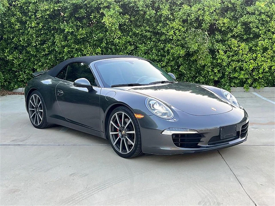 2013 Porsche 911 - Image 14 of 31