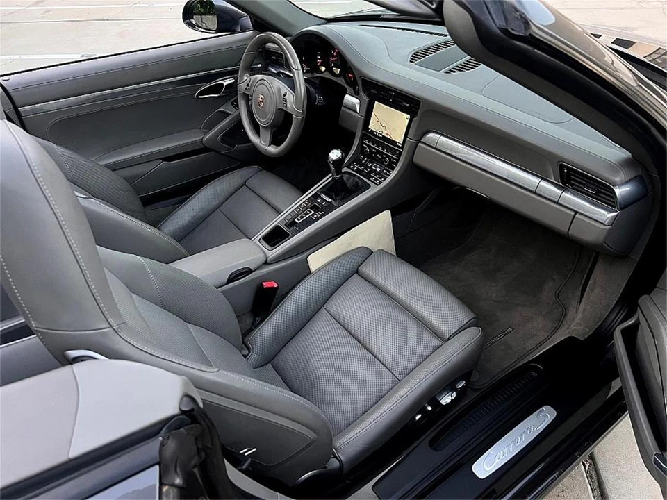 2013 Porsche 911 - Image 7 of 31