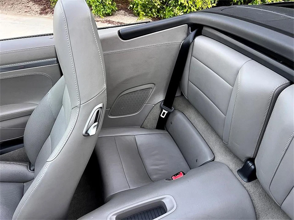 2013 Porsche 911 - Image 21 of 31