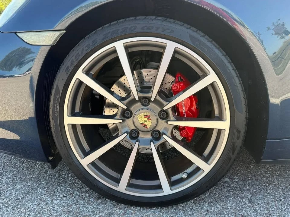2013 Porsche 991 Carrera 4 - Image 9 of 18