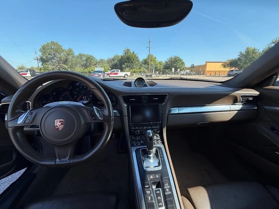 2013 Porsche 991 Carrera 4 - Image 10 of 18