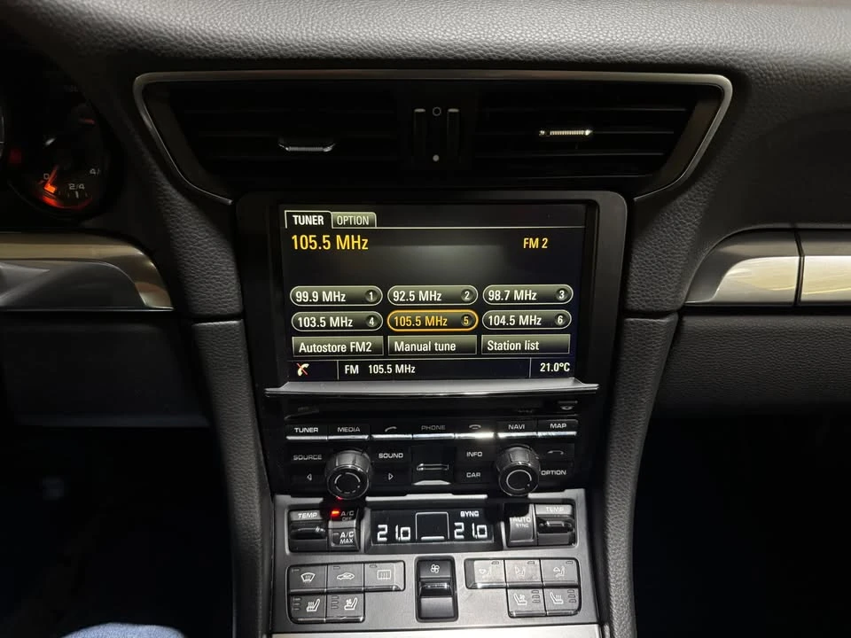 2013 Porsche 991 Carrera 4 - Image 15 of 17