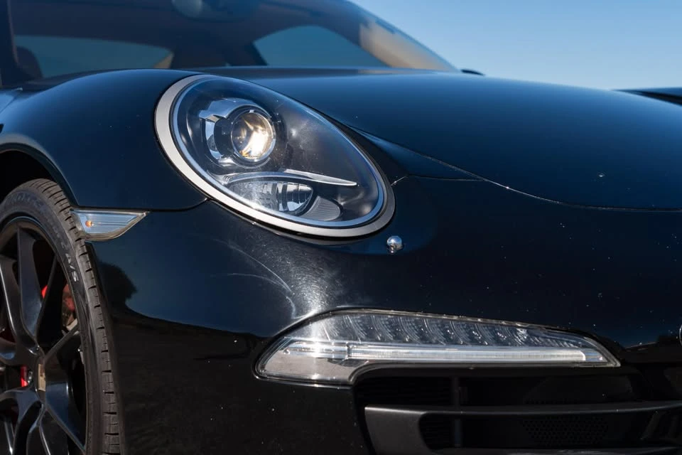 2013 Porsche 991 Carrera 4S - Image 11 of 18