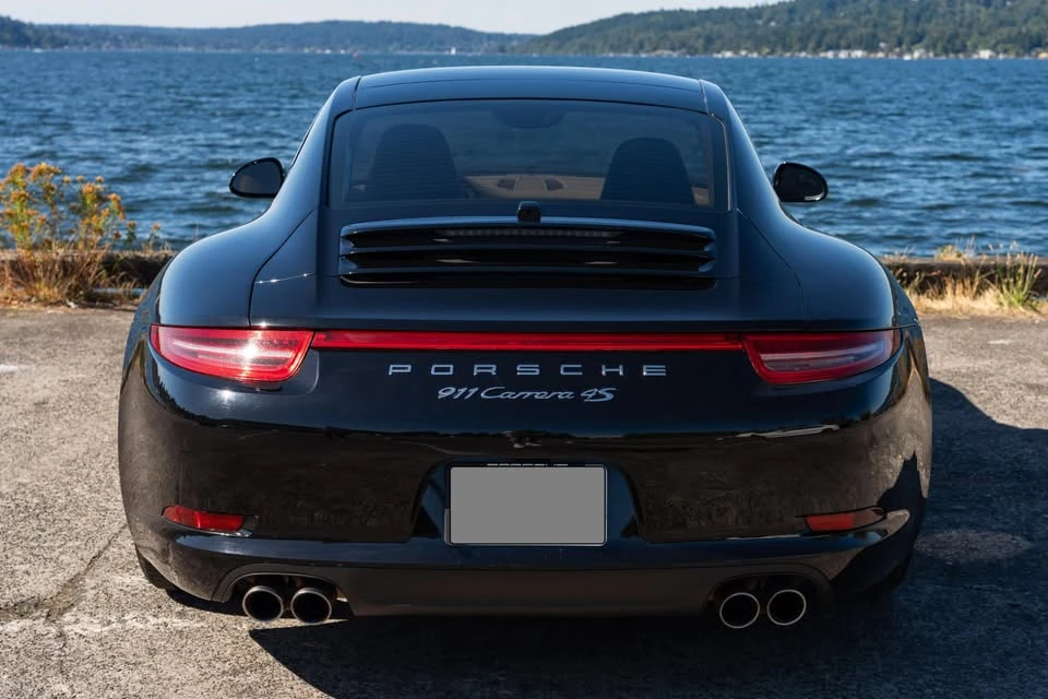 2013 Porsche 991 Carrera 4S - Image 9 of 18