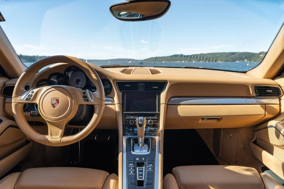 2013 Porsche 991 Carrera 4S - Image 5 of 18