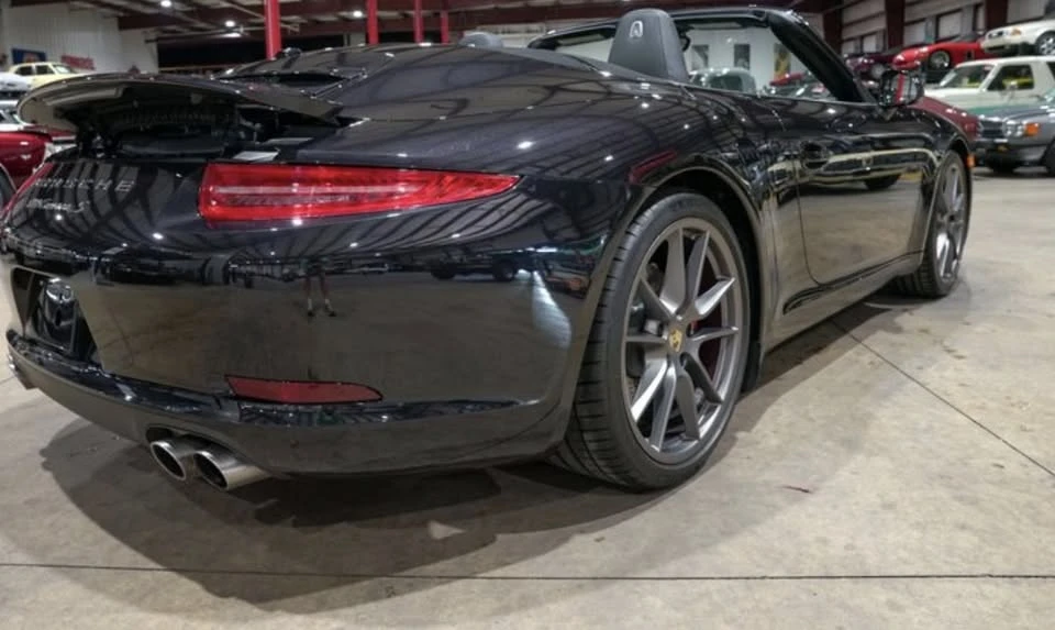 2013 Porsche 991 Carrera S - Image 16 of 20