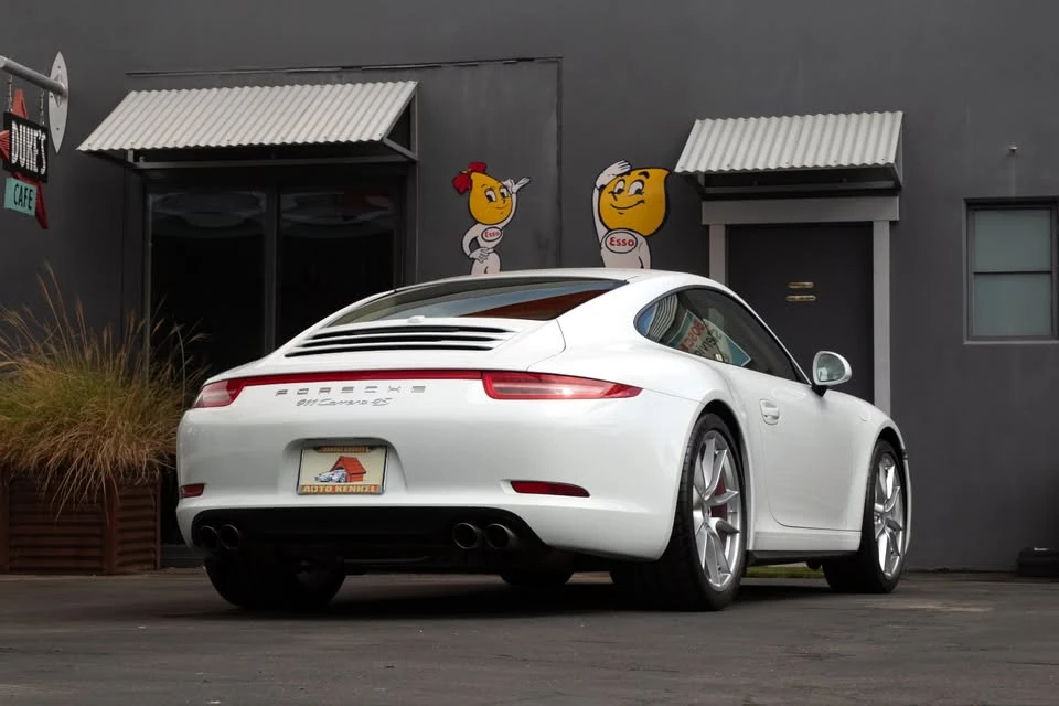 2013 Porsche 991 Carrera 4S - Image 2 of 20