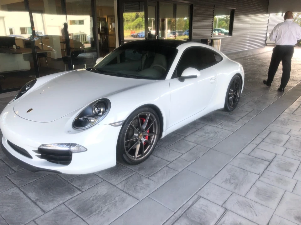 2013 Porsche 991 Carrera S - Image 16 of 24