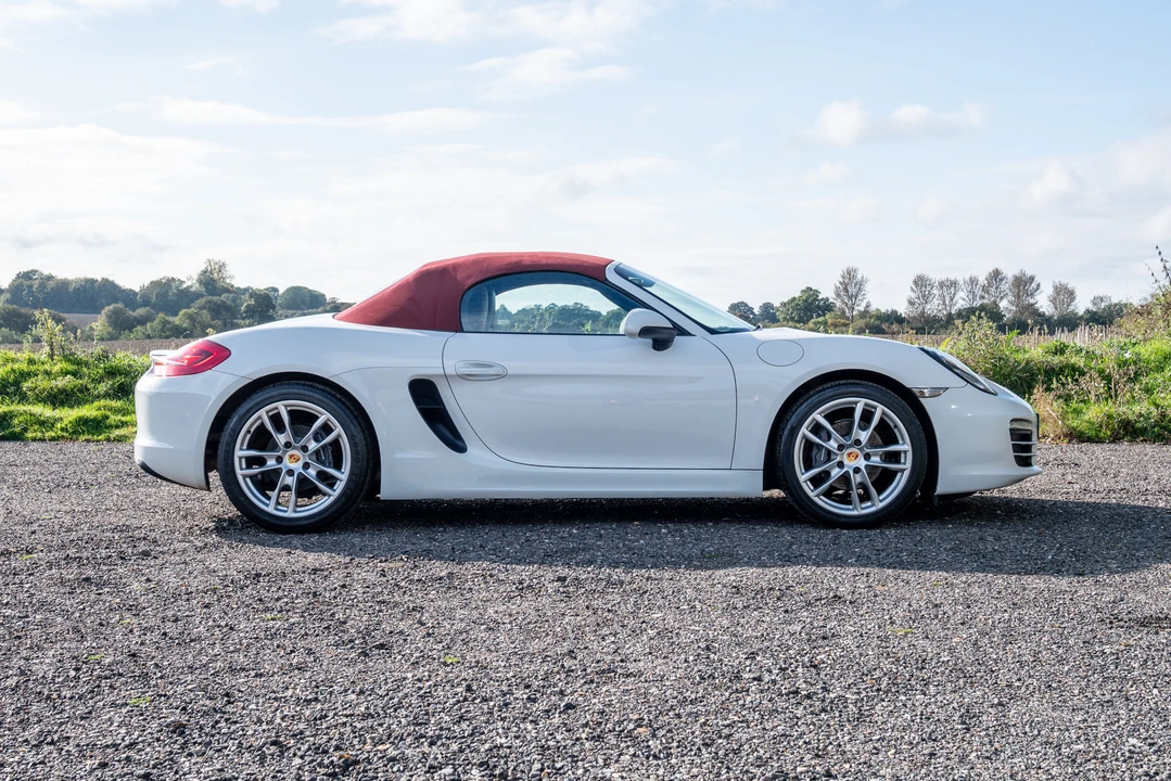 2013 Porsche 981 Boxster - Image 17 of 31