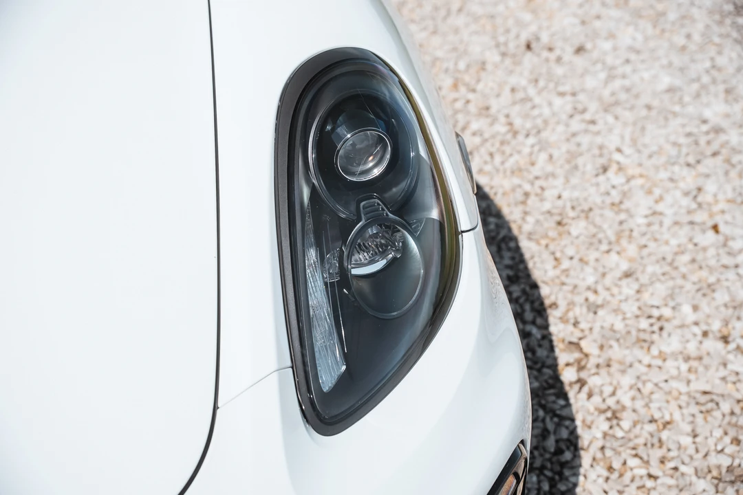 2013 Porsche 981 Boxster - Image 26 of 31
