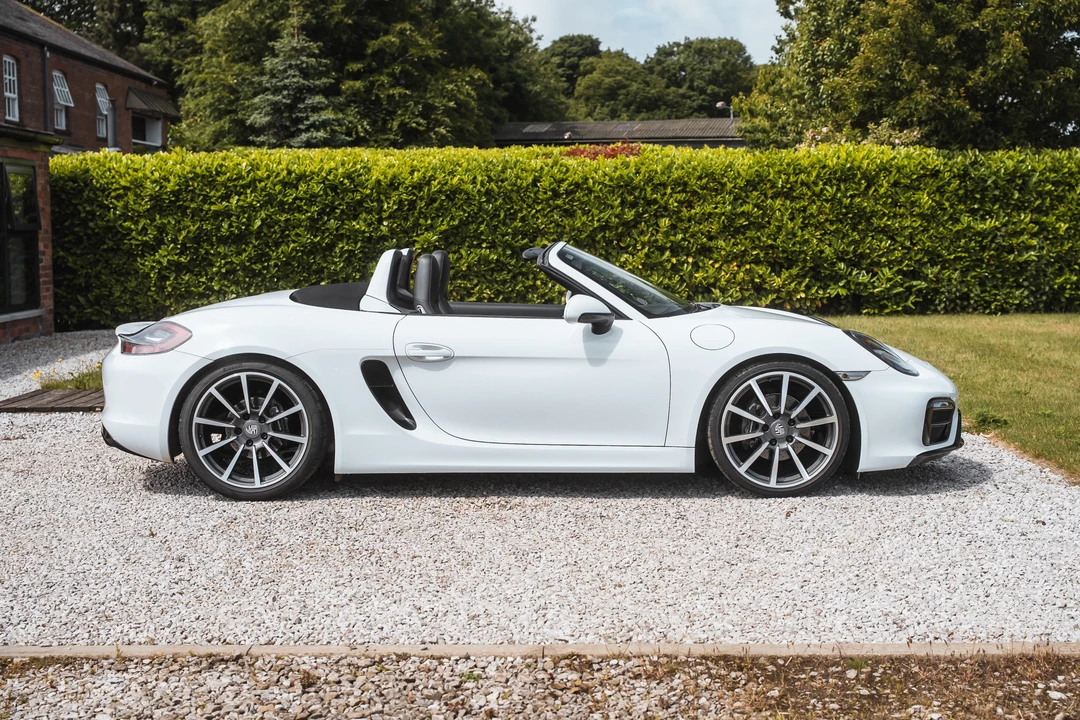 2013 Porsche 981 Boxster - Image 16 of 31