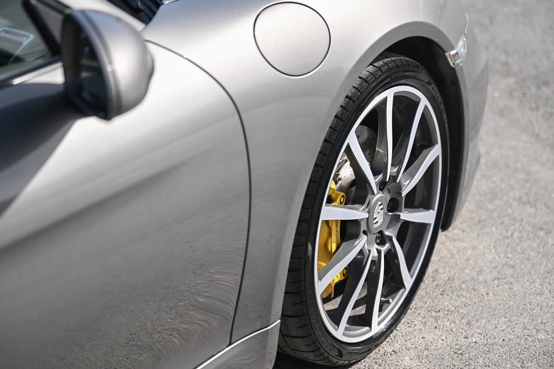 2013 Porsche 981 Cayman S - Image 26 of 31
