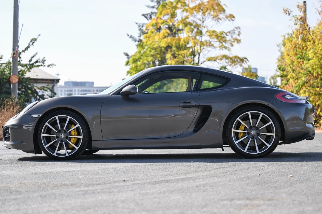 2013 Porsche 981 Cayman S - Image 10 of 31