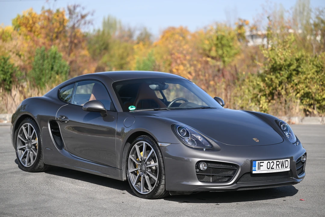 2013 Porsche 981 Cayman S - Image 2 of 31