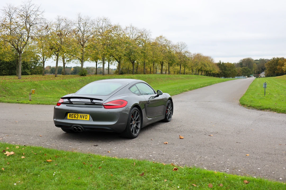 2013 Porsche 981 Cayman S - Image 22 of 31
