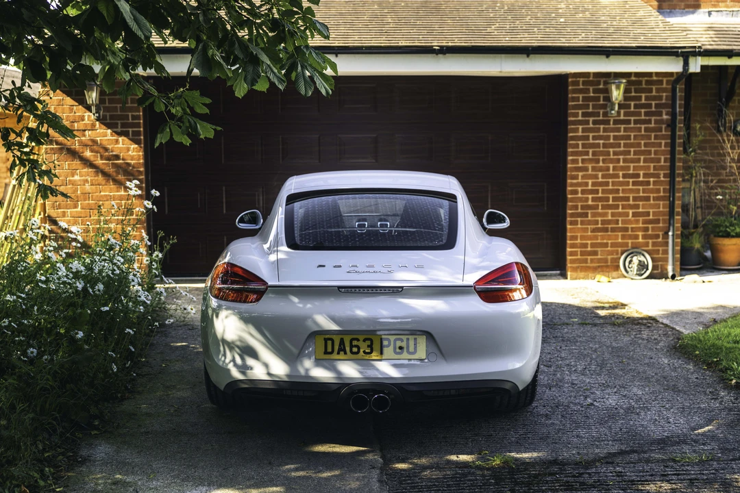 2013 Porsche 981 Cayman S - Image 13 of 31