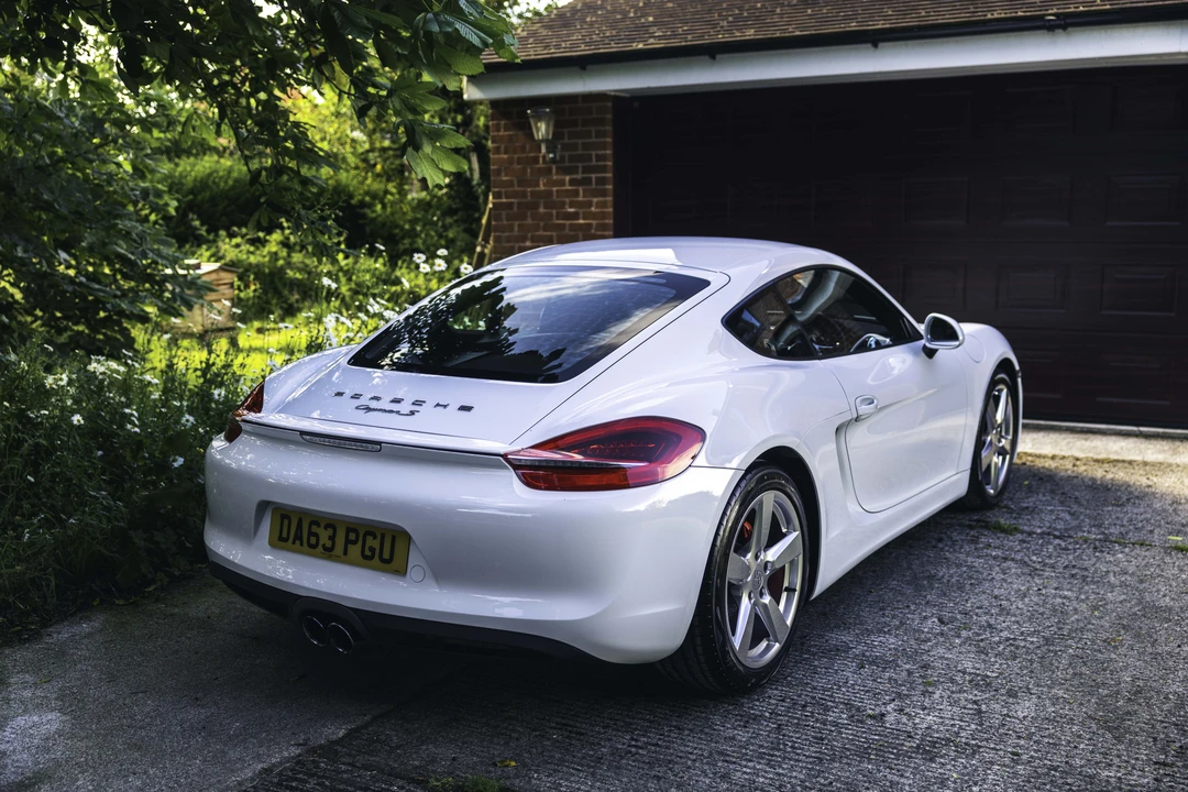 2013 Porsche 981 Cayman S - Image 12 of 31
