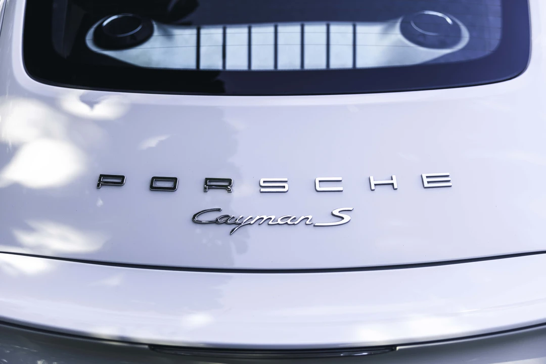 2013 Porsche 981 Cayman S - Image 22 of 31