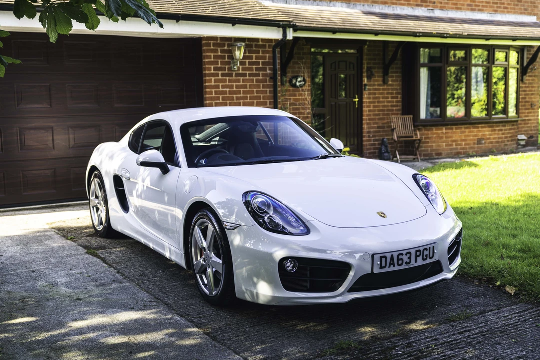 2013 Porsche 981 Cayman S - Image 10 of 31