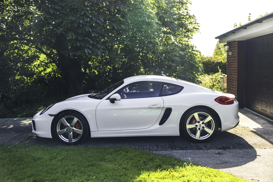 2013 Porsche 981 Cayman S - Image 15 of 31