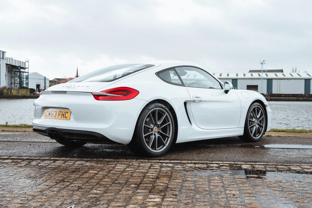 2013 Porsche 981 Cayman - Image 13 of 31