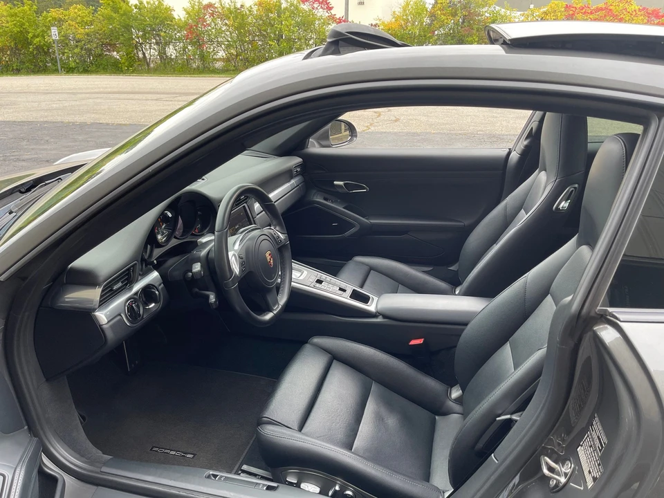 2013 Porsche 991 Carrera - Image 8 of 26