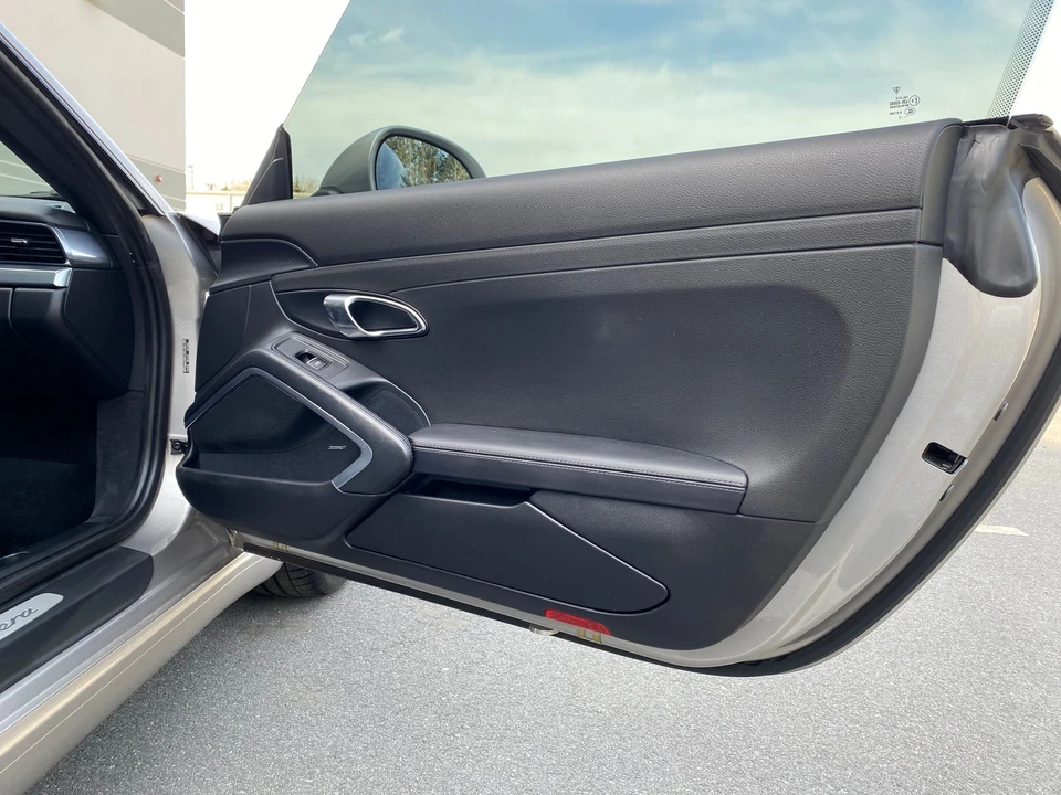 2013 Porsche 991 Carrera - Image 28 of 30