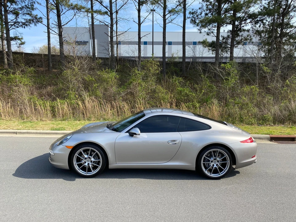 2013 Porsche 991 Carrera - Image 14 of 30
