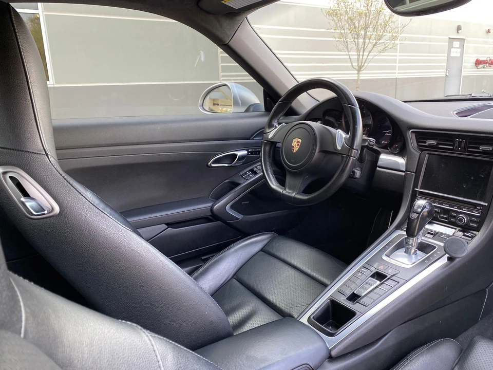2013 Porsche 991 Carrera - Image 22 of 30