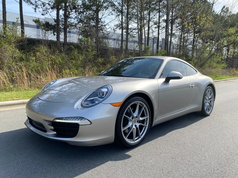 2013 Porsche 991 Carrera - Image 10 of 30