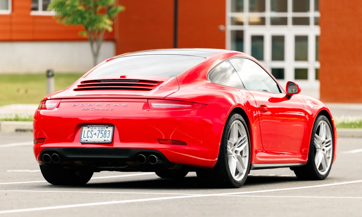 2013 Porsche 991 Carrera 4 - Image 11 of 31