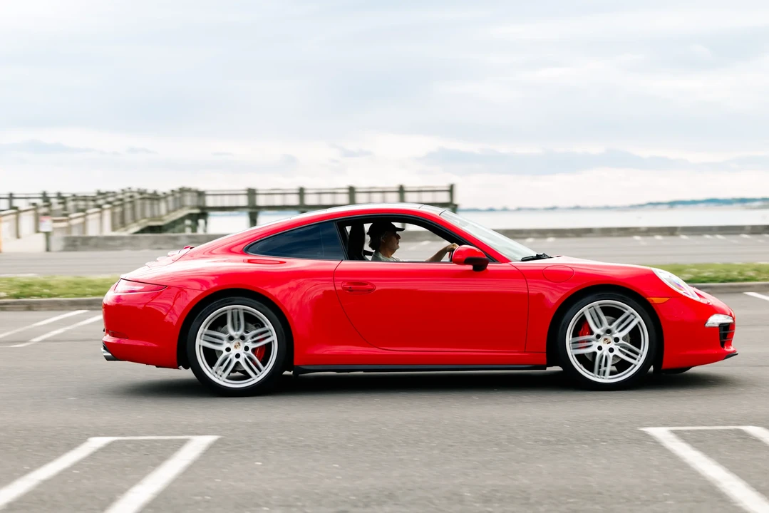 2013 Porsche 991 Carrera 4 - Image 16 of 31