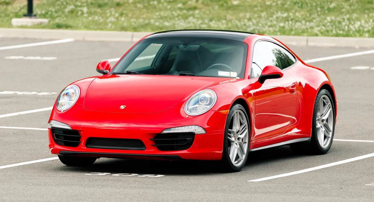 2013 Porsche 991 Carrera 4 - Image 25 of 31